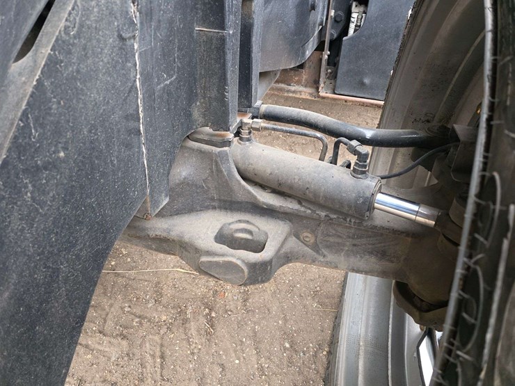 2020-magnum-250-image-24