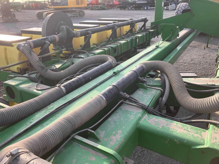 john-deere-7200-image-13