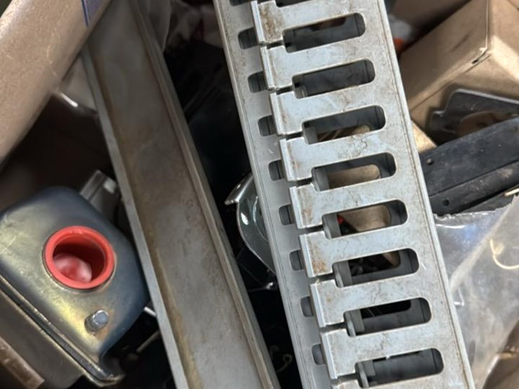 #188-•-skid-of-electrical-boxes*-image-8