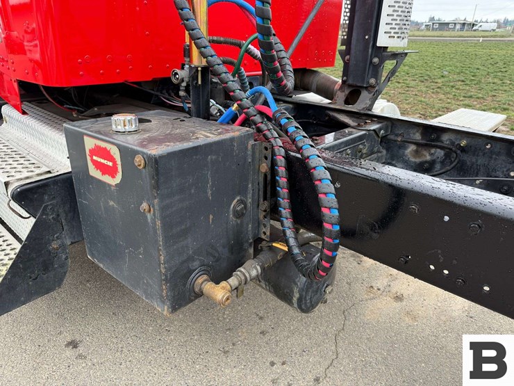 2004-kenworth-t800-image-30