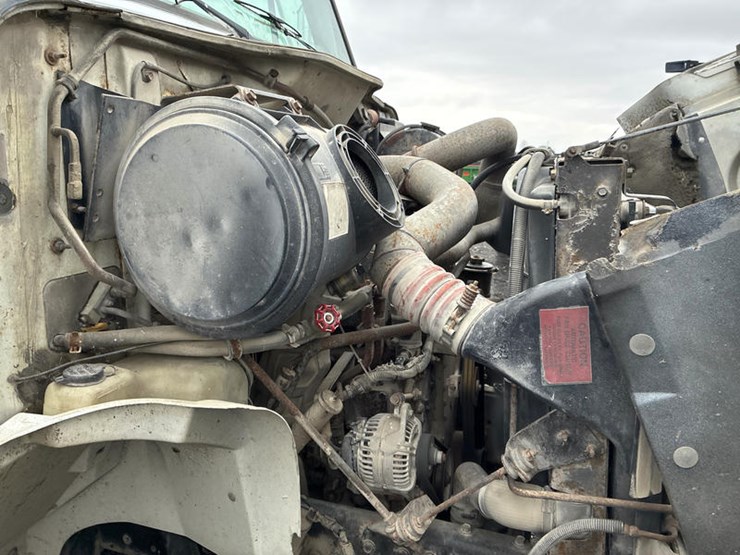 case-ih-8100-image-60