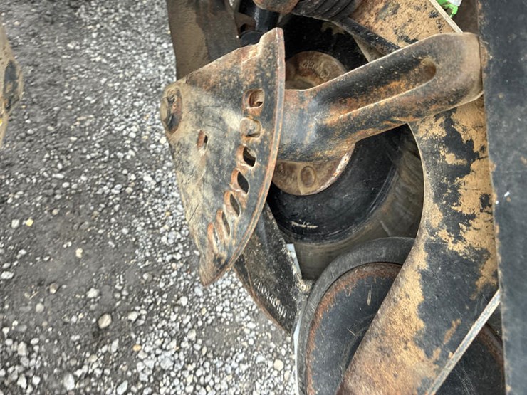 john-deere-750-image-40