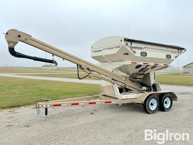 2023-unverferth-2755-seed-tender-image-1