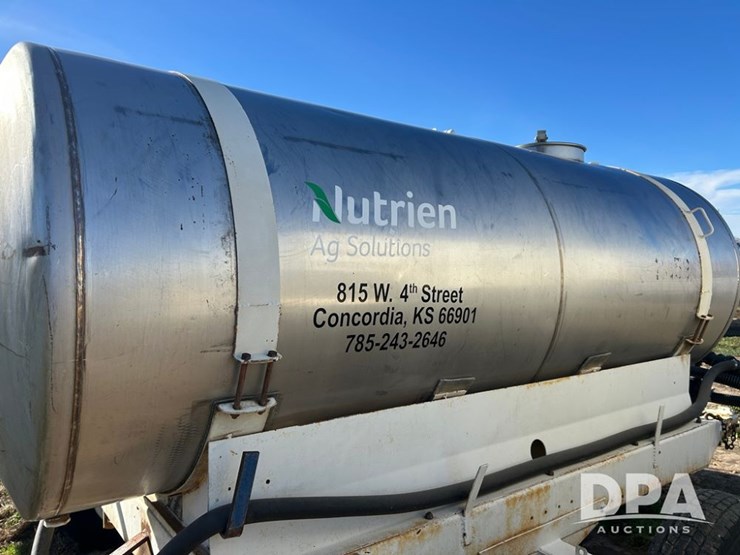 liquid-nurse-trailer-(cp1356,-tank-2459)-image-6