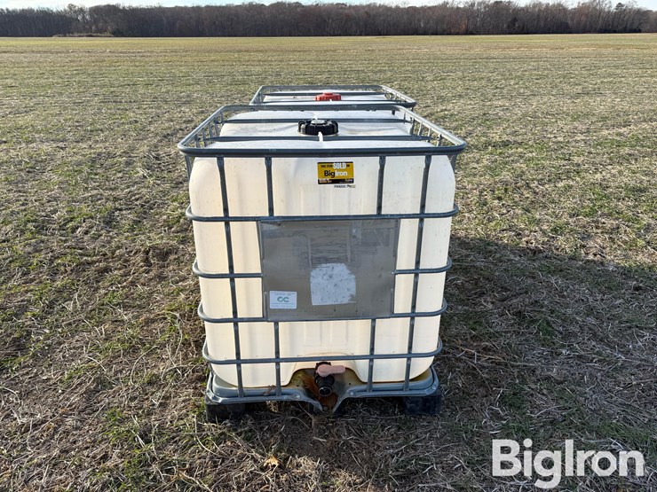 poly-265-gal-containers-image-2