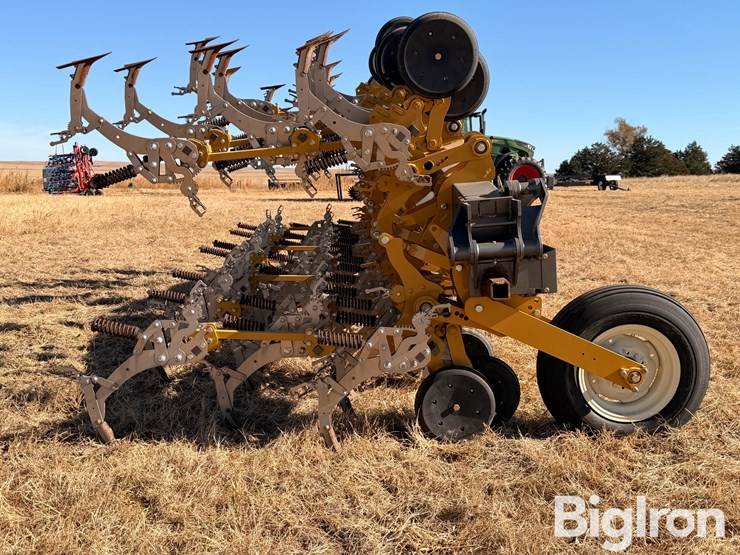 accura-flow-1530-12r30-danish-tine-cultivator-image-4