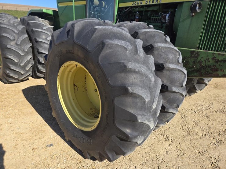 john-deere-8630-image-17