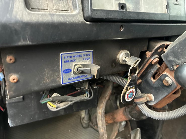 case-ih-8100-image-77