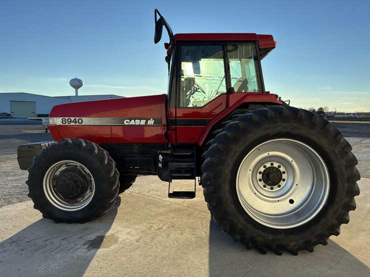 case-ih-8940-image-10