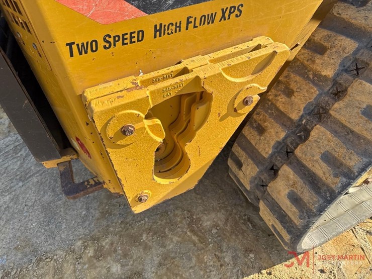 caterpillar-299d2-xps-image-11