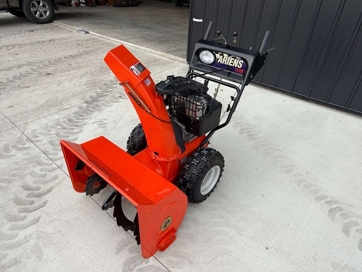 ariens-1128-walk-behind-snowblower,-11hp,-28”-width,-2-stage,-electric-start,-hand-warmers,-fully-se-image-3