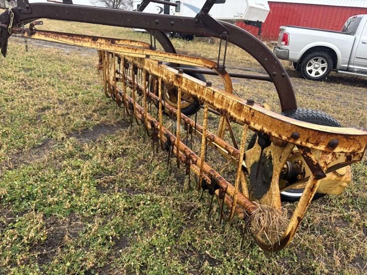 new-holland-56-image-3