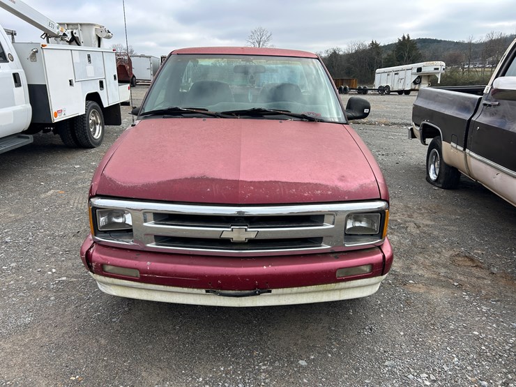 chevrolet-s10-image-2