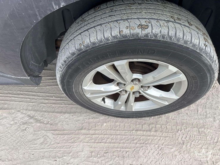 2014-chevrolet-equinox-image-26