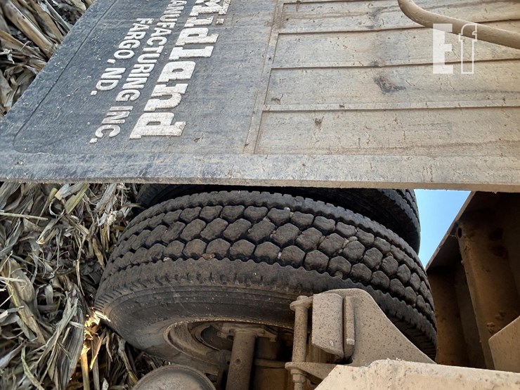 1985-international-s2500-image-43