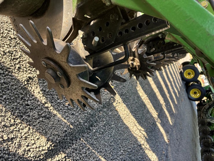 john-deere-db80-image-17