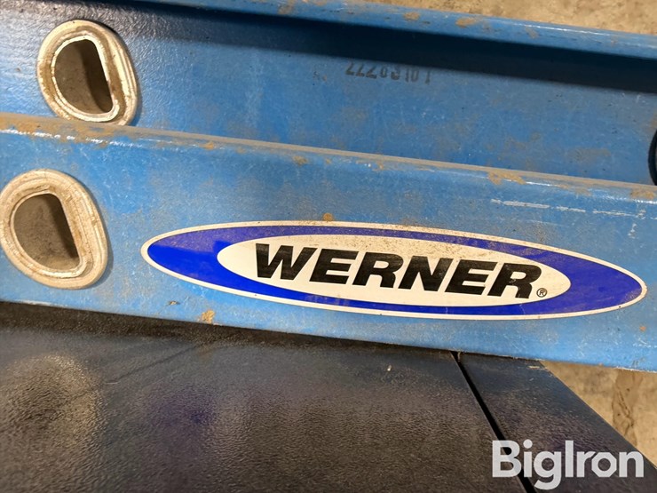 performax-storage-cabinets-w/-ladder-image-10