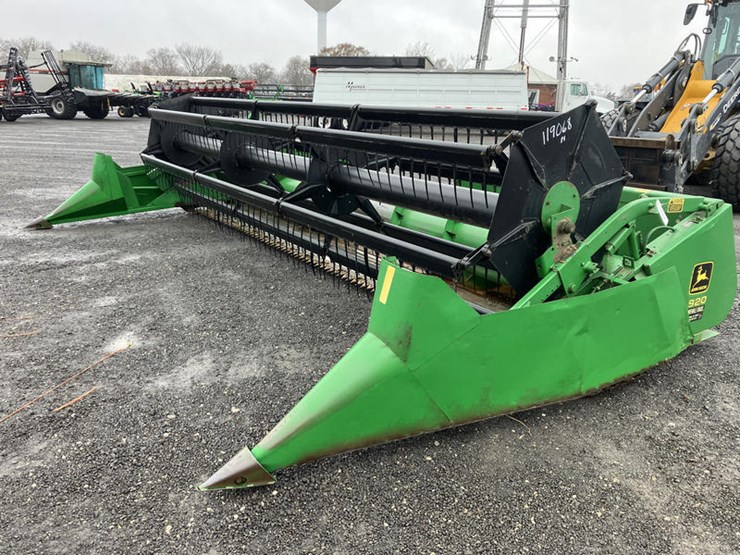 1990-john-deere-920-image-4