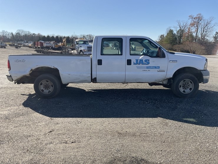 2004-ford-f250-xl-image-3