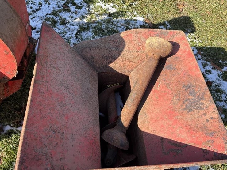 hydraulic-powered-auger-image-4