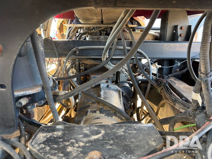 case-ih-titan-3020-image-65