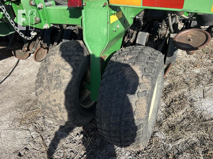 john-deere-1890-image-16