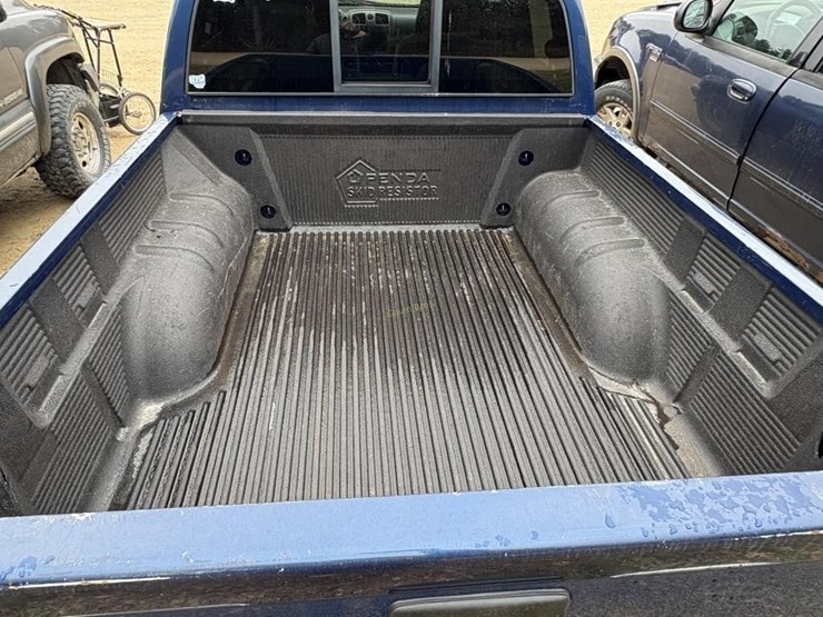 2005-gmc-regency-badlander-truck-image-9