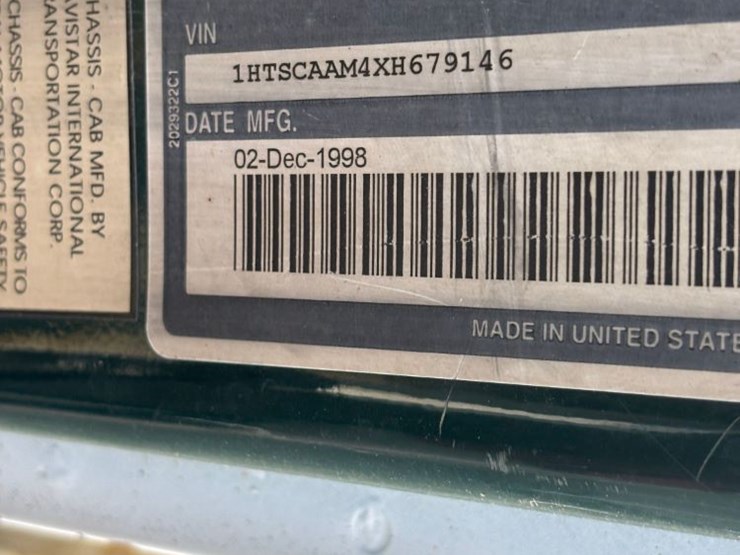 international-4700-image-95