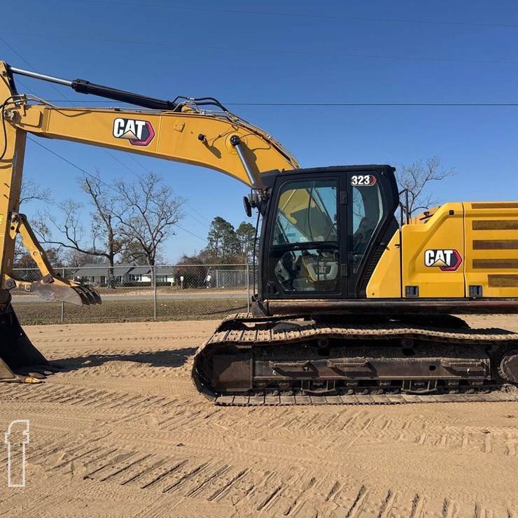 CATERPILLAR 323