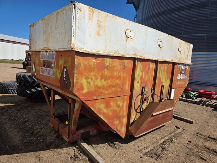 m+w-model-300b-little-red-wagon-gravity-box,-box-only,-side-extensions,-rear-lights-(need-wiring),-r-image-1