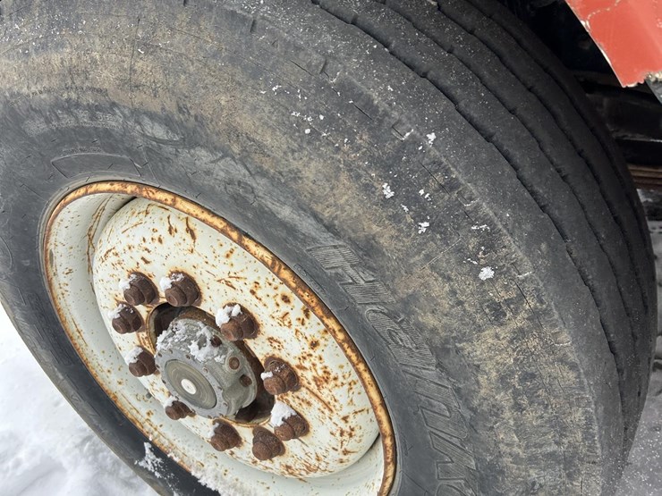 1995-international-4900-image-35