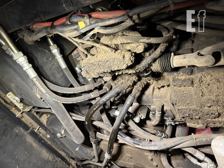 2018-case-ih-wd2504-image-36