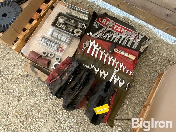 pallet-of-farm-support-image-1