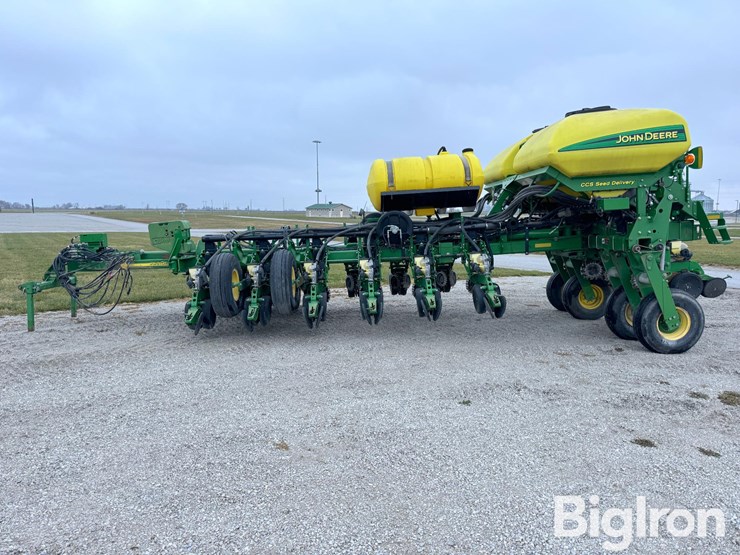 john-deere-1770nt-ccs-image-8