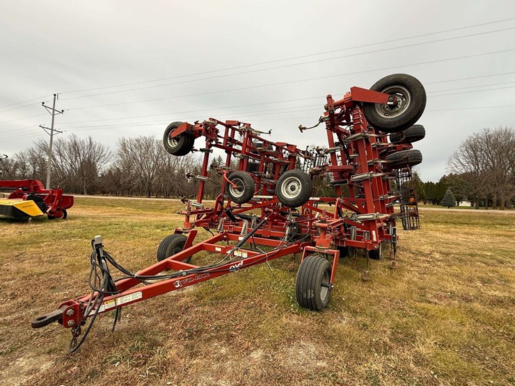 wilrich-qx2-field-cultivator,-47’,-walking-tandems,-3-bar-harrow,-rolling-baskets,-sn:-459024-image-1