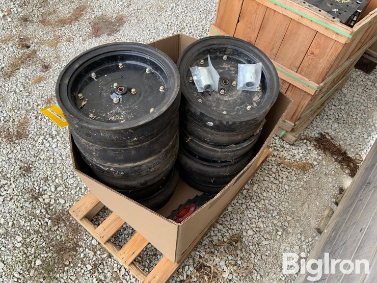 pallet-of-farm-support-image-7