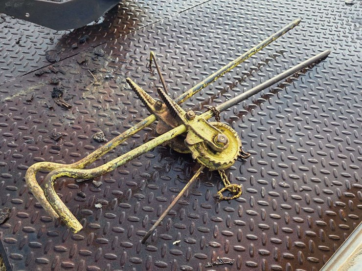 john-deere-planter-stakes-image-1