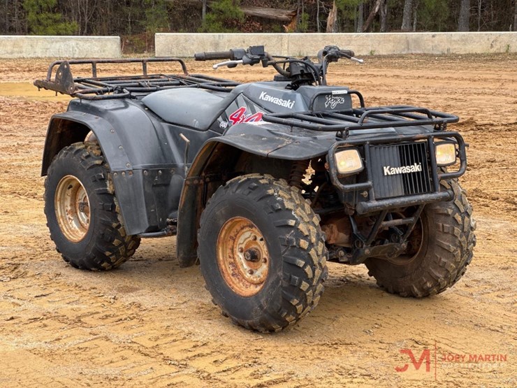 1996-kawasaki-bayou-400-atv-image-1