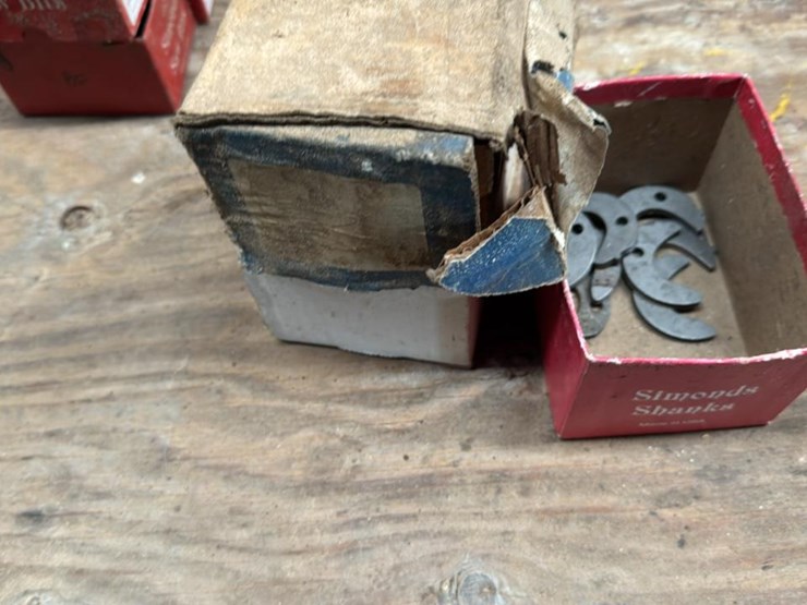 #186-•-saw-blade-parts-image-4