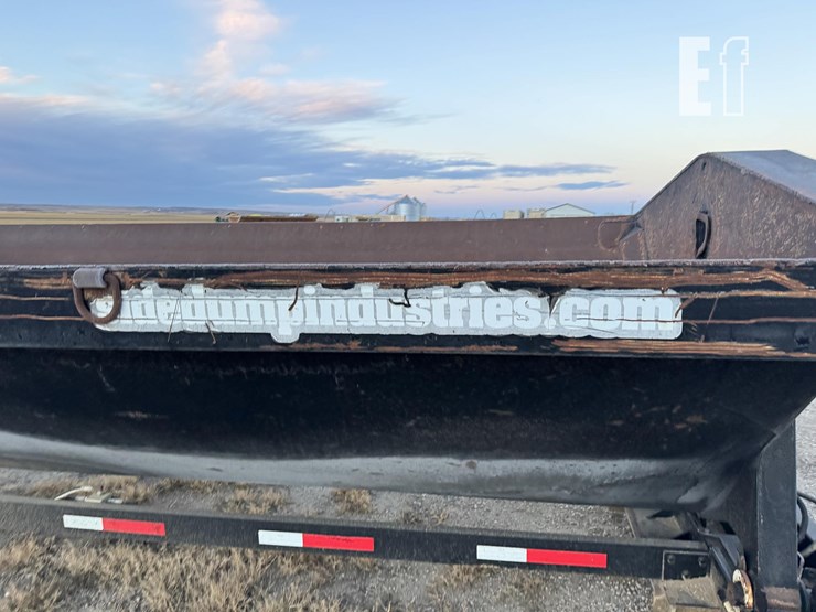 side-dump-industries-16ft-well-truck-mount-image-3