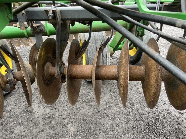 john-deere-637-image-17