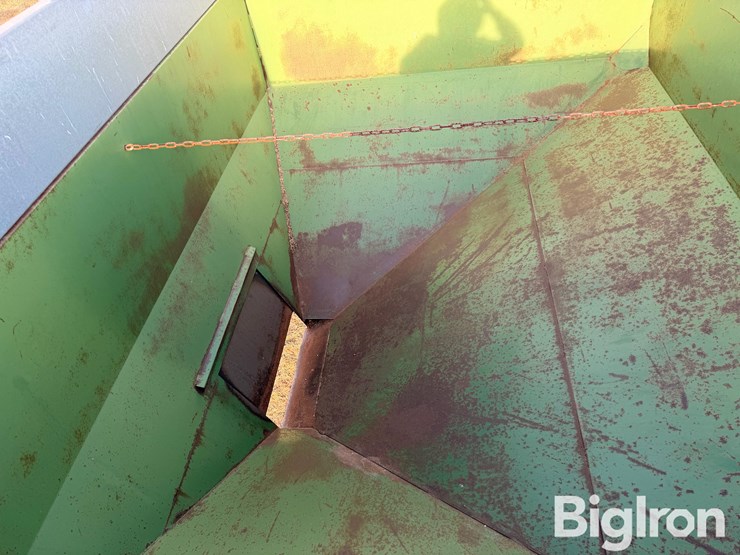 dakon-gravity-wagon-on-westendorff-running-gear-image-11