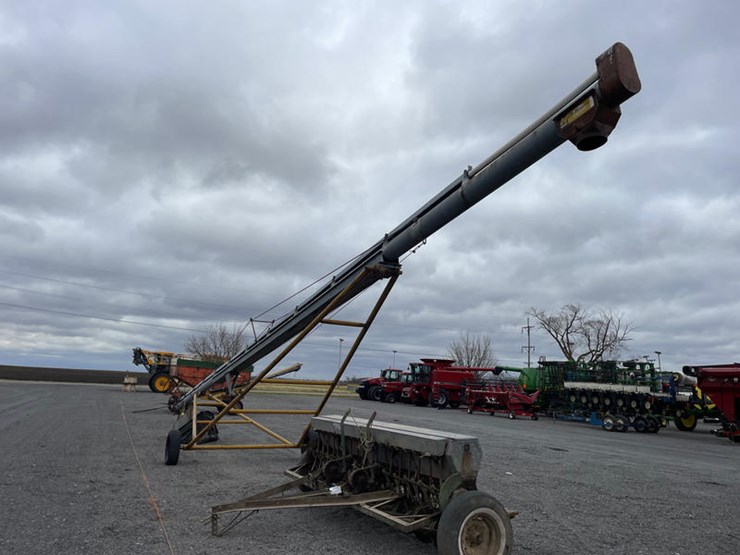 hutchinson-8x62-image-7