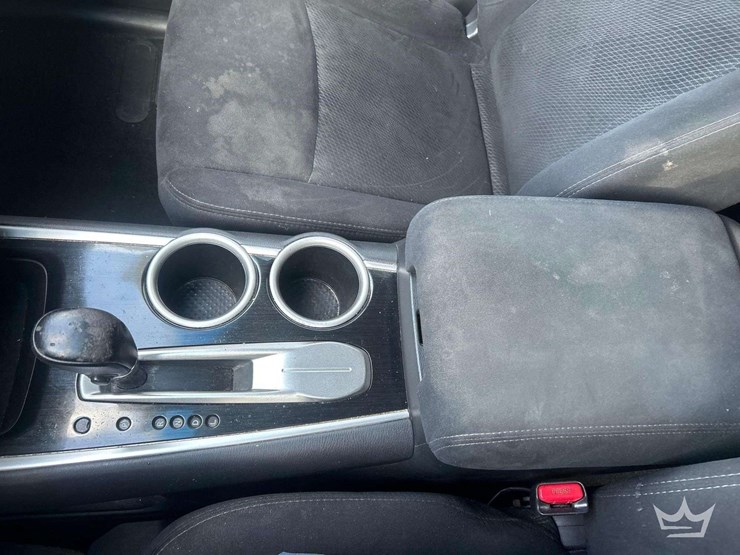 2015-nissan-pathfinder-image-17