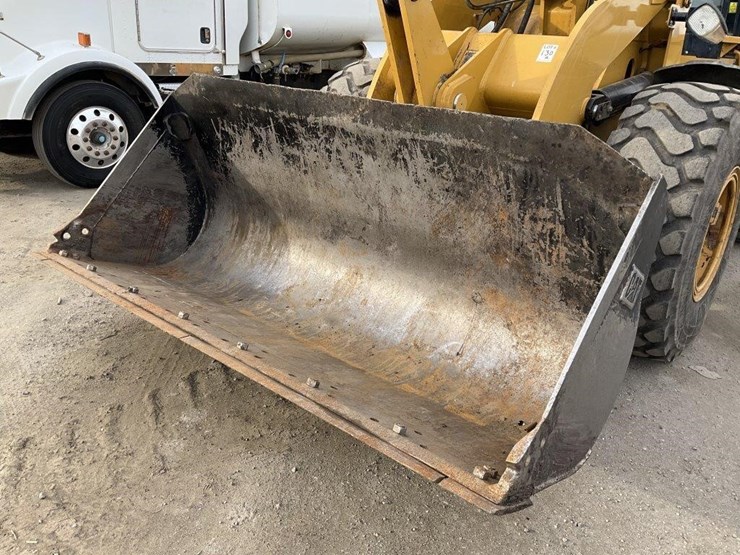 caterpillar-928h-image-14