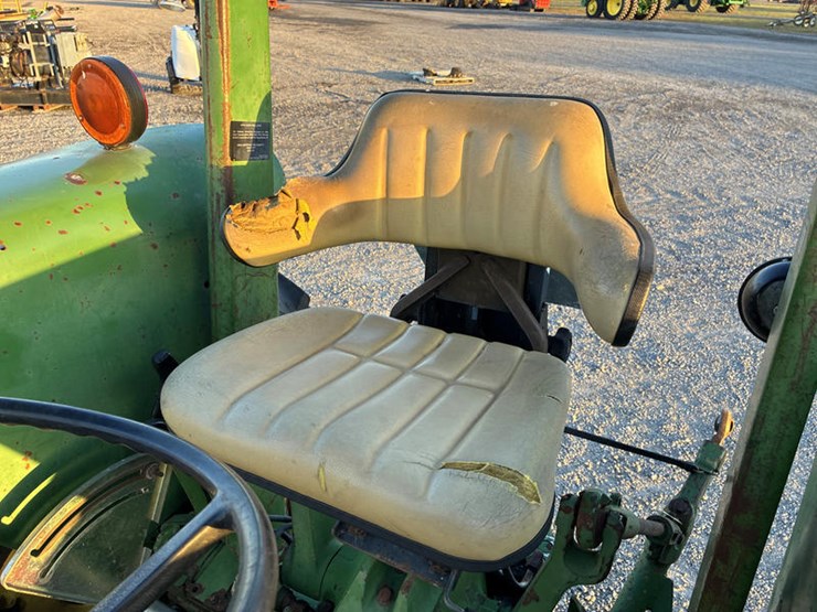 john-deere-2940-image-58