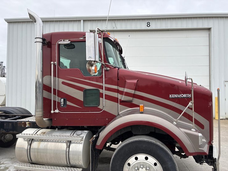 2007-kenworth-t800-image-15