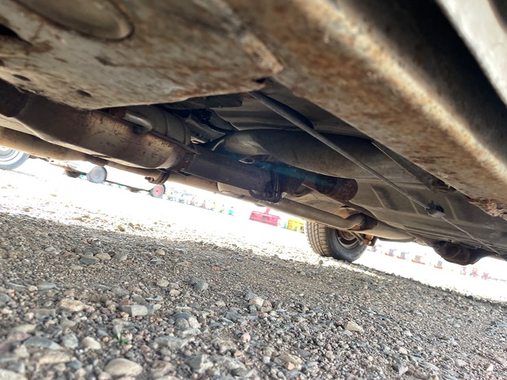 #1200-•-1986-ford-crown-victoria-**recommend-trailering**-(has-mn-title)-image-32