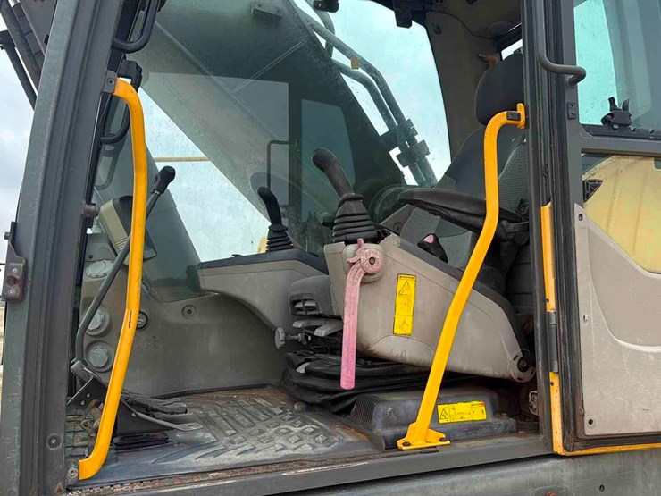 volvo-ec460cl-image-18