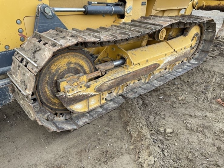 deere-650k-xlt-image-11